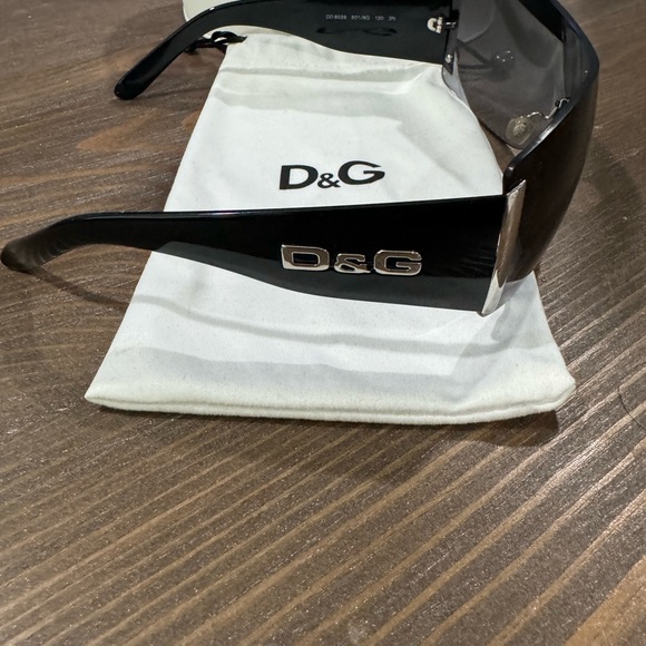 Dolce & Gabbana Sunglasses, with Case & Dust Bag  Style DD8039 - Picture 4 of 8